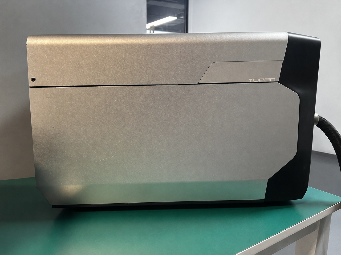 Electric Welding Machines Portable Laser Welding Machine with Touch Screen Control - Image 3